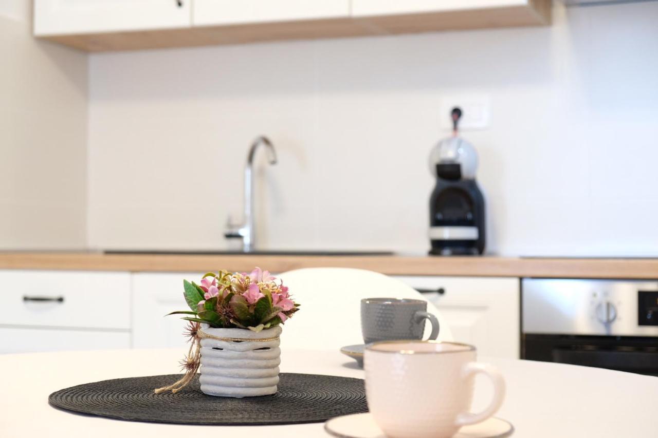 Apartment Smile Solin Eksteriør billede